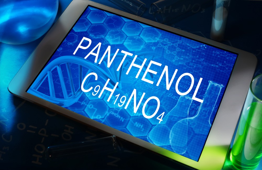 panthenol i jego wzór na ekranie tabletu